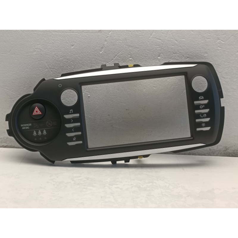 CORNICE MASCHERINA AUTORADIO TOYOTA YARIS HYBRID 3 SERIE 86451-0D050  A8826