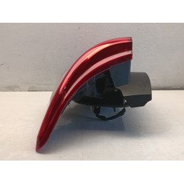 STOP FANALE FARO POSTERIORE DESTRO ESTERNO TOYOTA YARIS 3 HYBRID 2017 2020 A8840  A8840