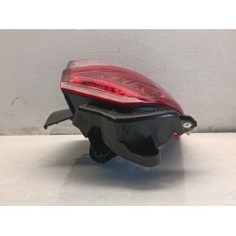 STOP FANALE FARO POSTERIORE DESTRO ESTERNO TOYOTA YARIS 3 HYBRID 2017 2020 A8840  A8840
