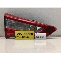STOP FARO POSTERIORE SINISTRO INTERNO TOYOTA YARIS HYBRID 3 2017 2020 A8841  A8841