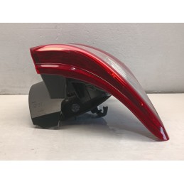 STOP FARO FANALE POSTERIORE ESTERNO SINISTRO TOYOTA YARIS HYBRID 3 2017 2020 A8842  A8842