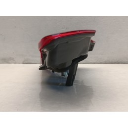 STOP FARO POSTERIORE DESTRO INTERNO TOYOTA YARIS HYBRID 3 2017 2020  A8843