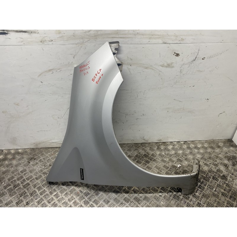 RENAULT MODUS 2 SERIE PARAFANGO ANTERIORE DESTRO GRIGIO ORIGINALE 631007942R B2767 RENAULT MODUS 2 SERIE PARAFANGO ANTERIORE DESTRO GRIGIO ORIGINALE 631007942R B2767