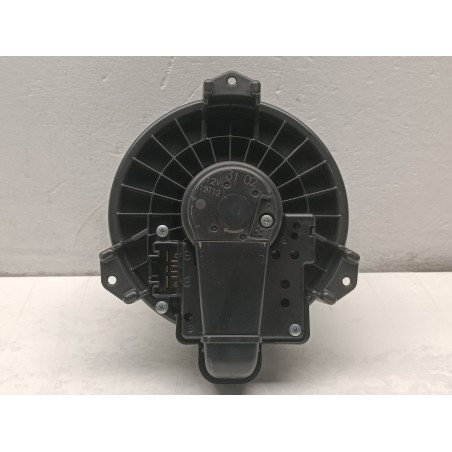 VENTOLA INTERNA ABITACOLO ARIA CLIMA TOYOTA YARIS 3 HYBRID  A8847
