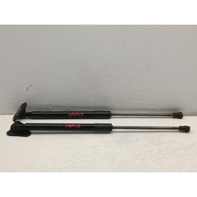 MOLLE PISTONCINI PORTELLONE POSTERIORE TOYOTA YARIS 3 HYBRID 2017 A8861 MOLLE PISTONCINI PORTELLONE POSTERIORE TOYOTA YARIS 3 HYBRID 2017 A8861