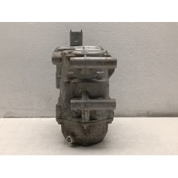 04220-1350 COMPRESSORE ARIA CONDIZIONATA CLIMA TOYOTA YARIS 3 1.5 HYBRID 2017  A8887
