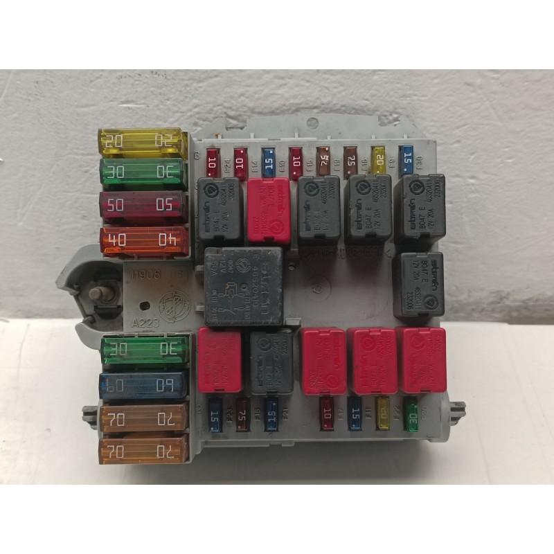 CENTRALINA PORTA SCATOLA FUSIBILI LANCIA YPSILON 843 1.3D 51724660  A8909