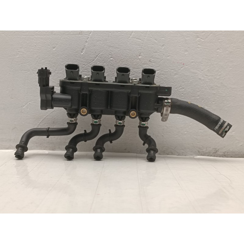 RAMPA KIT 4 INIETTORI GPL ARANCIO FIAT PANDA 3 GAS 55261762 110R000057  A8925