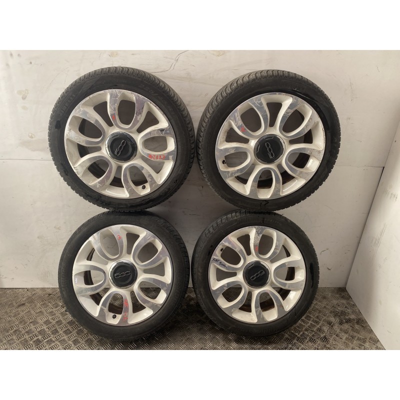 4 CERCHI IN LEGA FIAT 500L R17 GOMME 225/45/2017 DOT 2022 BIANCHI 735585994  B2883