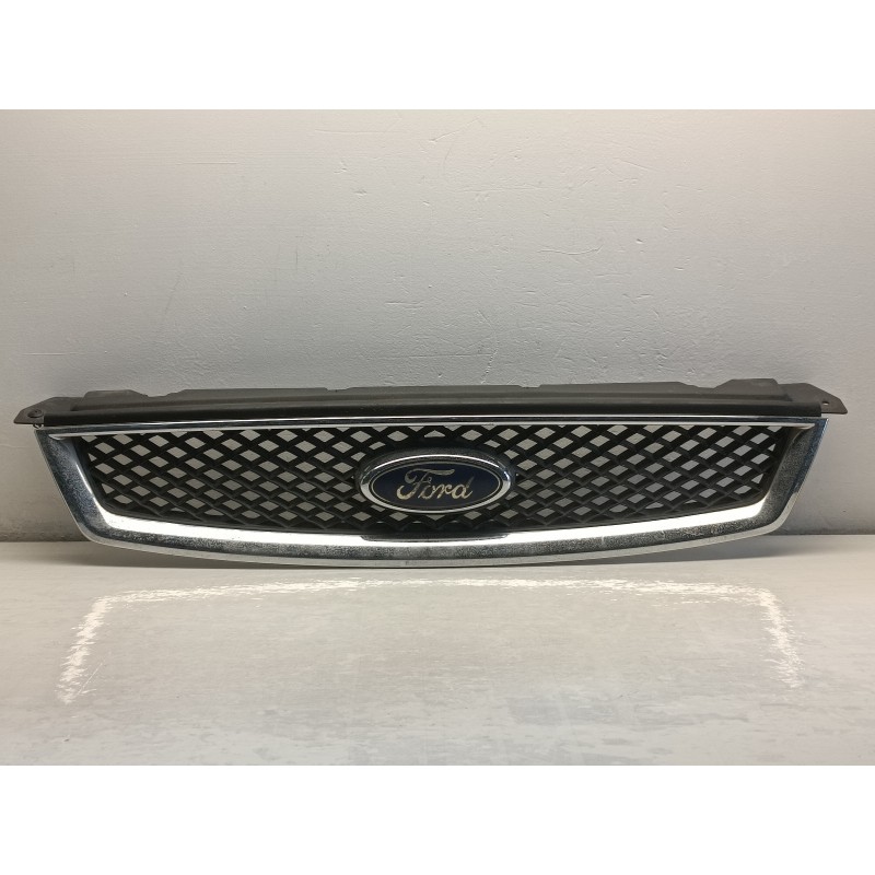 GRIGLIA MASCHERINA CALANDRA ANTERIORE FORD FOCUS 2 SERIE 2004 2008 A8956 GRIGLIA MASCHERINA CALANDRA ANTERIORE FORD FOCUS 2 SERIE 2004 2008 A8956