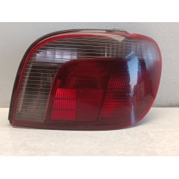 STOP FARO FANALE POSTERIORE DESTRO TOYOTA YARIS 1 SERIE 1999 2002  A8965