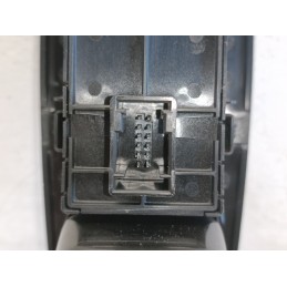 PULSANTIERA ALZAVETRO ANTERIORE SINISTRA FIAT 500L 2012 2022 735632384  A8998