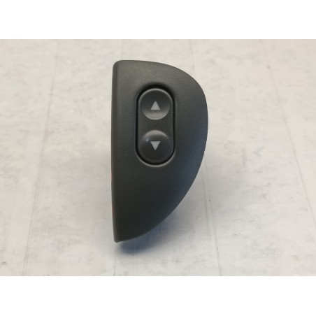 PULSANTE ALZAVETRO ANTERIORE DESTRO FIAT 600 SEICENTO 1998 2010  A9044