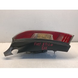 STOP FARO FANALE POSTERIORE DESTRO DX FIAT STILO 3P 2001 2010 46823705  A9065