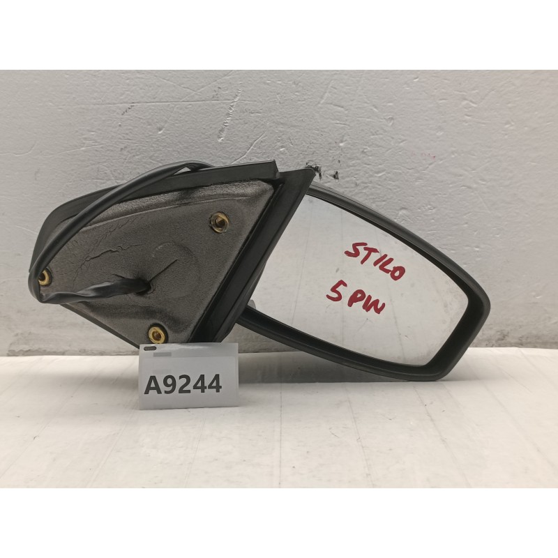 SPECCHIETTO RETROVISORE DESTRO ELETTRICO TERM FIAT STILO 5 PIN A9244 SPECCHIETTO RETROVISORE DESTRO ELETTRICO TERM FIAT STILO 5 PIN A9244