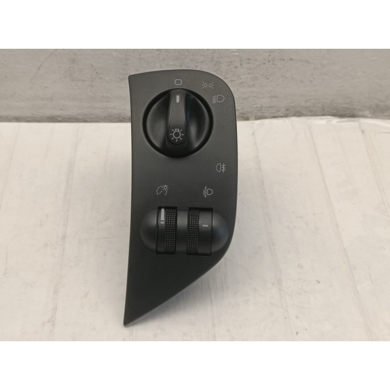 INTERRUTTORE COMANDO LUCI FARI VOLKSWAGEN POLO 3 6N 6N1941531R A9294 INTERRUTTORE COMANDO LUCI FARI VOLKSWAGEN POLO 3 6N 6N1941531R A9294