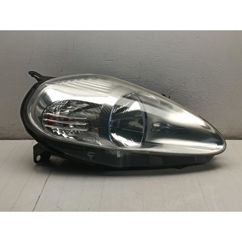 FARO FANALE ANTERIORE DESTRO DEPO FIAT GRANDE PUNTO 2005 2014 GIALLO A9307 FARO FANALE ANTERIORE DESTRO DEPO FIAT GRANDE PUNTO 2005 2014 GIALLO A9307