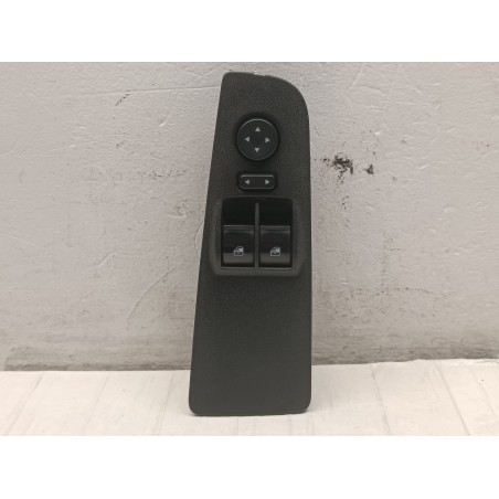 PULSANTIERA ALZAVETRO ANTERIORE SINISTRA FIAT GRANDE PUNTO 735380444  A9309