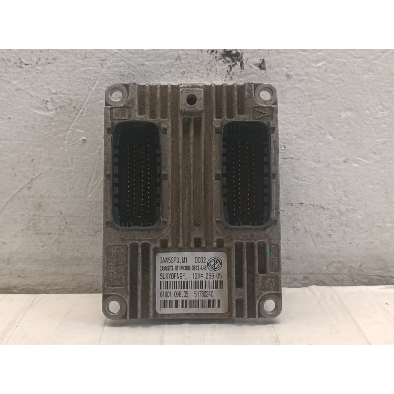 CENTRALINA MOTORE ECU FIAT GRANDE PUNTO 1.2B IAW5SF3.M1 HW300 A9314 CENTRALINA MOTORE ECU FIAT GRANDE PUNTO 1.2B IAW5SF3.M1 HW300 A9314