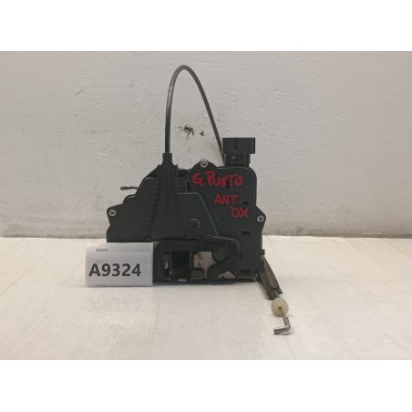 SERRATURA PORTA ANTERIORE DESTRA DX FIAT GRANDE PUNTO 55702904 52065109  A9324