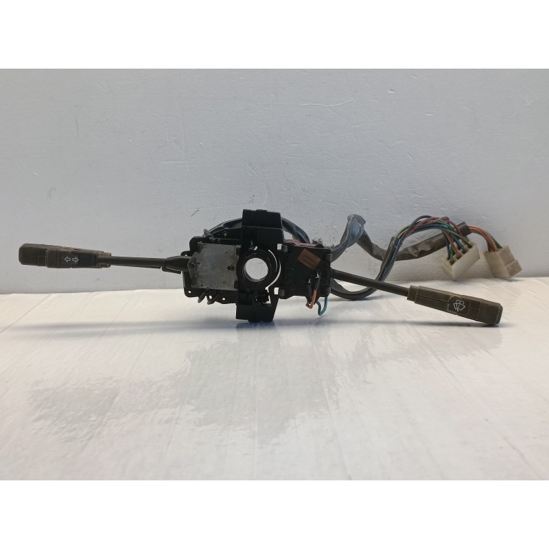 DEVIOLUCI MASERATI BITURBO 1982 LEVA FARI FRECCE TERGI 39404001  A9391