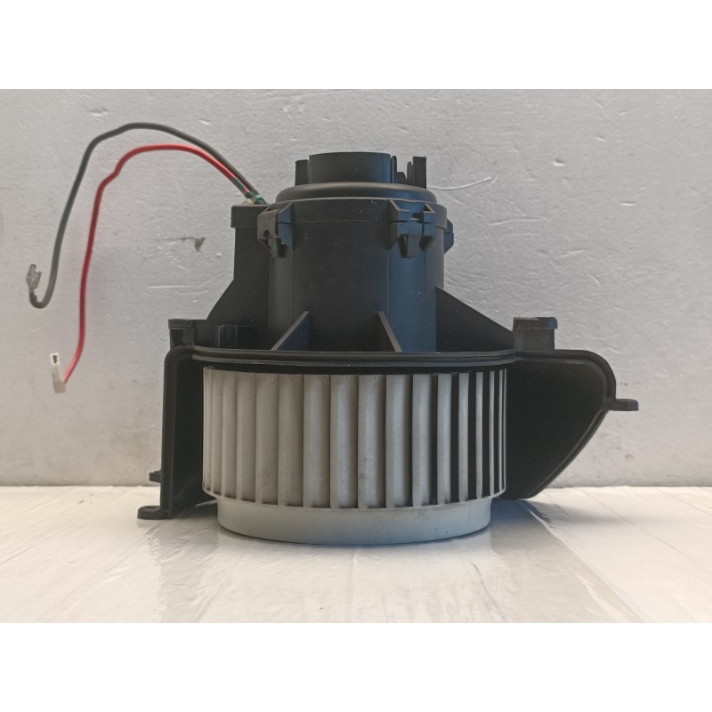 VENTOLA INTERNA ABITACOLO CLIMA ARIA OPEL ASTRA H 52421335  A9440