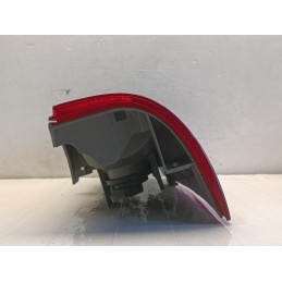 STOP FANALE FARO POSTERIORE DESTRO NISSAN VANETTE 1995 2001  A9452