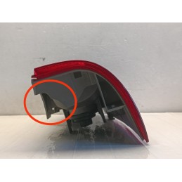 STOP FANALE FARO POSTERIORE DESTRO NISSAN VANETTE 1995 2001  A9452