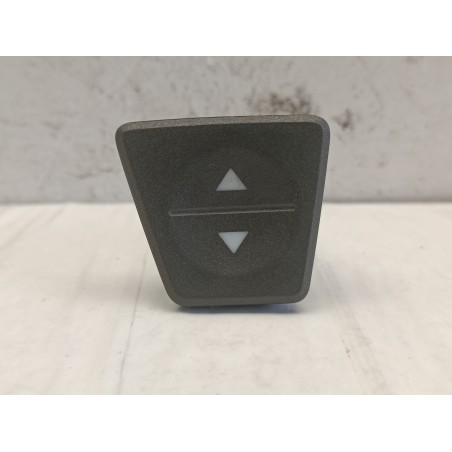 PULSANTE ALZAVETRO ANTERIORE SINISTRO FIAT PANDA 2 SERIE 169  A9467