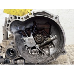 Cambio manuale usato Hyundai Atos 12 benzina 43kW motore G4HCE 99 03 4300002032  B3169