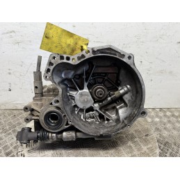 Cambio manuale usato Hyundai Atos 12 benzina 43kW motore G4HCE 99 03 4300002032  B3169