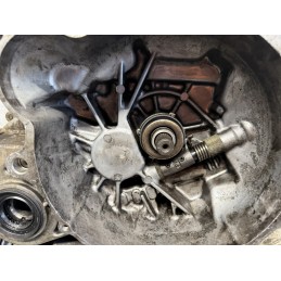 Cambio manuale usato Hyundai Atos 12 benzina 43kW motore G4HCE 99 03 4300002032  B3169