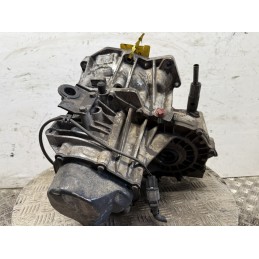 Cambio manuale usato Hyundai Atos 12 benzina 43kW motore G4HCE 99 03 4300002032  B3169