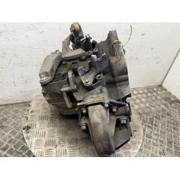 Cambio manuale usato Opel Astra H Zafira B 17 CDTi 6 marce 55583884  B3170