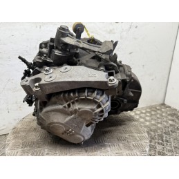Cambio manuale usato Opel Astra H Zafira B 17 CDTi 6 marce 55583884  B3170