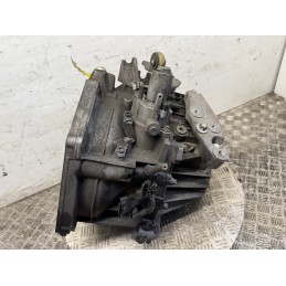 Cambio manuale usato Opel Astra H Zafira B 17 CDTi 6 marce 55583884  B3170