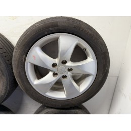 Set 4 cerchi in lega originali Kia 17 pollici 529101D300 con gomme 225 50 R17 DOT 2022  B3180