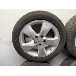Set 4 cerchi in lega originali Kia 17 pollici 529101D300 con gomme 225 50 R17 DOT 2022  B3180