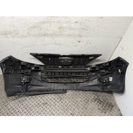 Paraurti anteriore usato Peugeot 207 2006–2009 colore nero 9649581377  B3068
