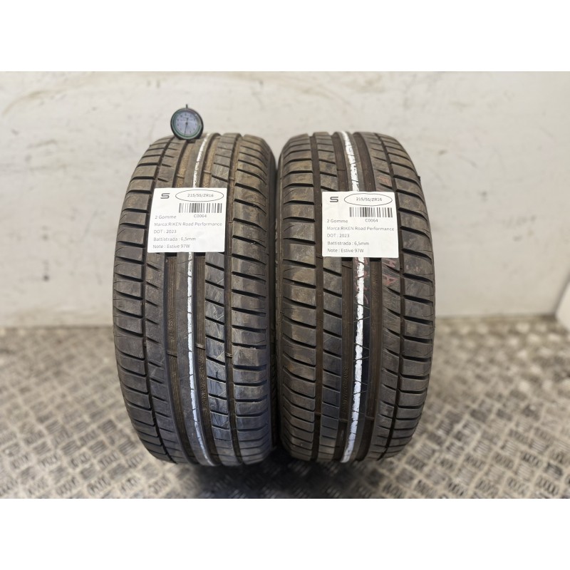 2 pneumatici usati 21555ZR16 97W estivi anno 2023 battistrada 6.5 mm C0064 2 pneumatici usati 21555ZR16 97W estivi anno 2023 battistrada 6.5 mm C0064