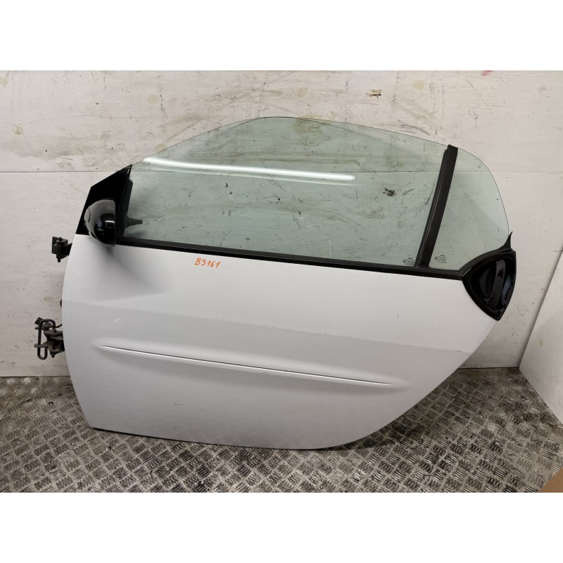 Porta anteriore sinistra sx Smart Fortwo 450 bianca 1998 al 2007 B3161 Porta anteriore sinistra sx Smart Fortwo 450 bianca 1998 al 2007 B3161