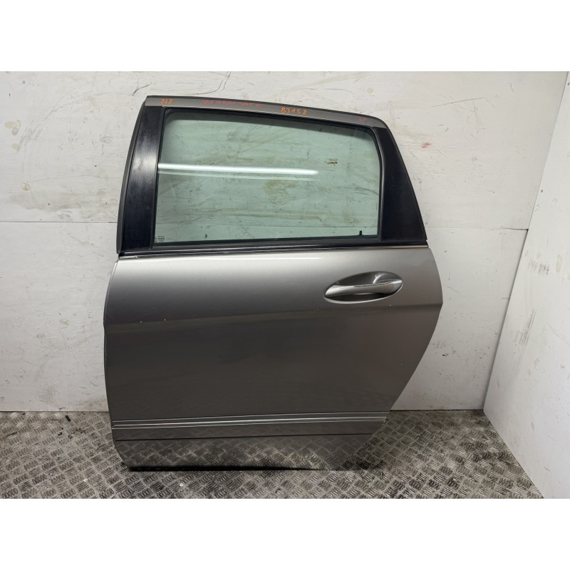 Porta posteriore sinistra Mercedes Classe B W245 grigio scuro 748 usata B3158 Porta posteriore sinistra Mercedes Classe B W245 grigio scuro 748 usata B3158