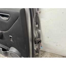 Porta posteriore sinistra Mercedes Classe B W245 grigio scuro 748 usata  B3158