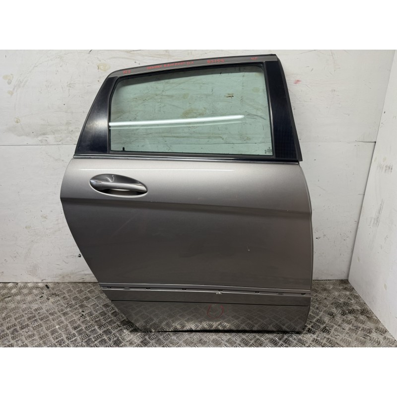 Porta posteriore destra Mercedes Classe B W245 grigio scuro 748 usata B3159 Porta posteriore destra Mercedes Classe B W245 grigio scuro 748 usata B3159