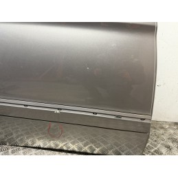 Porta posteriore destra Mercedes Classe B W245 grigio scuro 748 usata  B3159