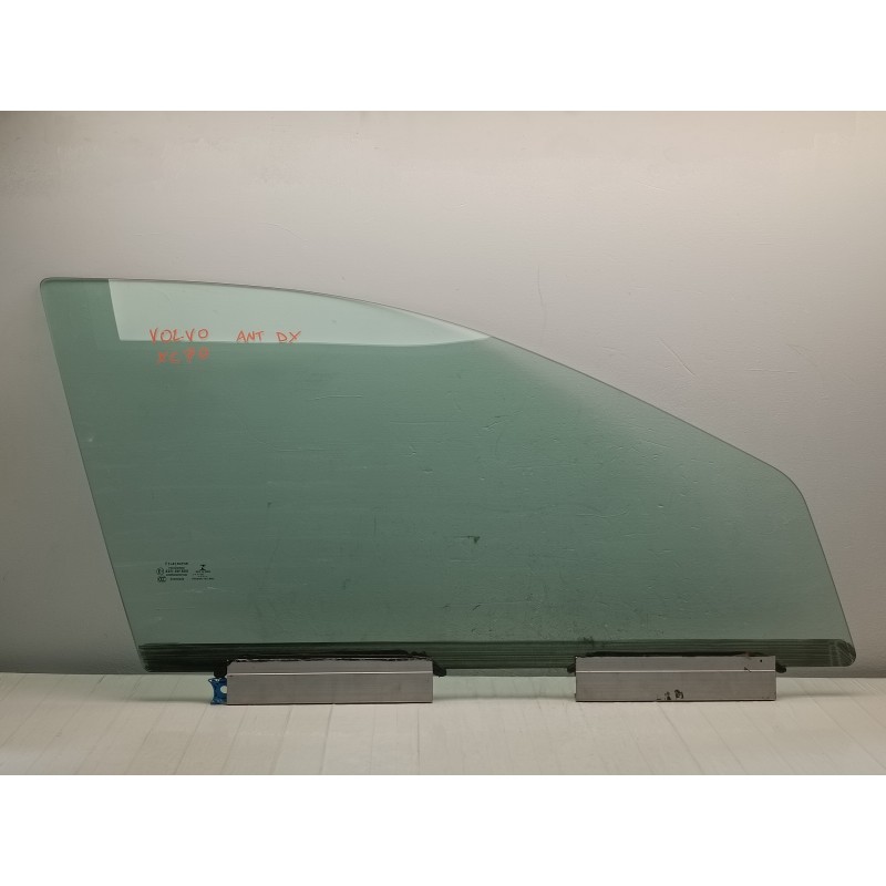 Vetro scendente finestrino anteriore destro Volvo XC70 V70 2000 2007 A9542 Vetro scendente finestrino anteriore destro Volvo XC70 V70 2000 2007 A9542
