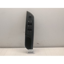 Pulsantiera alzacristalli anteriore sinistra Suzuki Swift 5 serie 2010  A9543