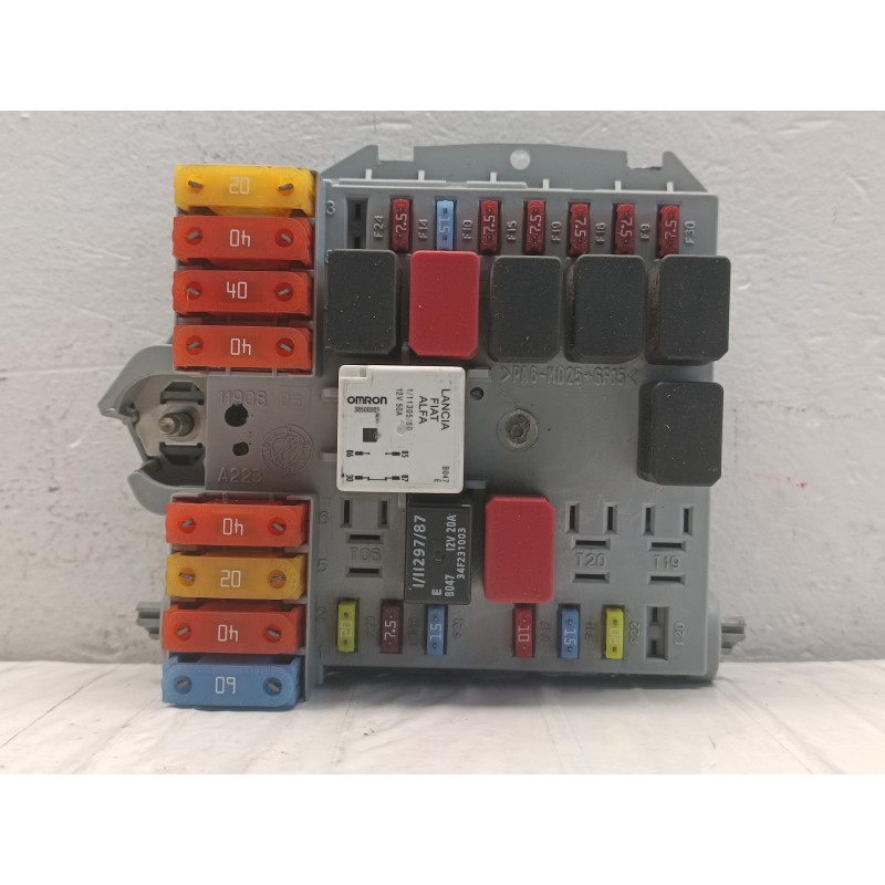 Centralina porta fusibili Fiat Croma 1.9D 51804118 2005 2010 A9557 Centralina porta fusibili Fiat Croma 1.9D 51804118 2005 2010 A9557