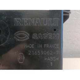p8200621763 Centralina UCH N3 Body computer Renault clio 2 1.2B  A9575