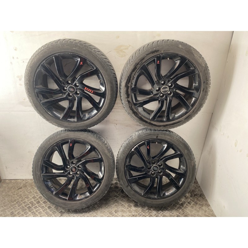 4 cerchi 20 neri Land Rover Discovery Sport L550 gomme 245 45 R20 B2882 4 cerchi 20 neri Land Rover Discovery Sport L550 gomme 245 45 R20 B2882